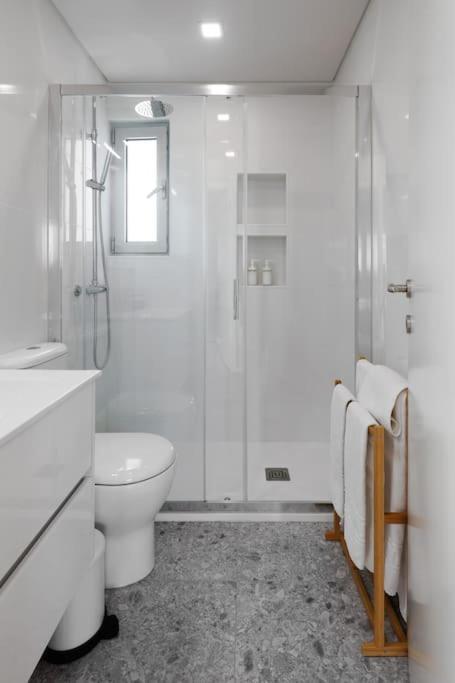Lisbon Central Apartment With Balcony Exterior photo