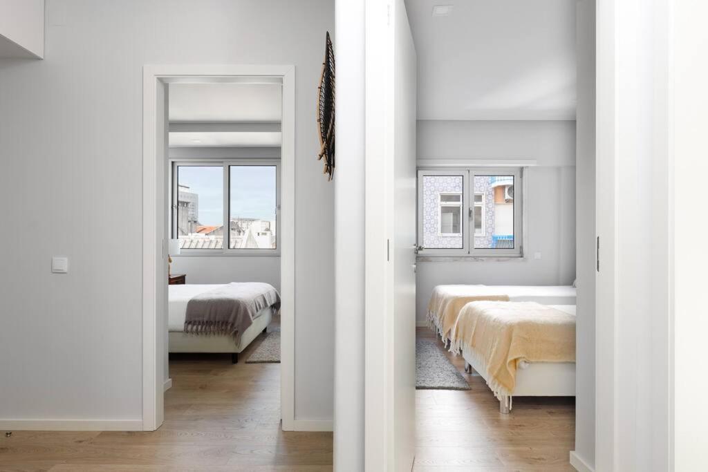Lisbon Central Apartment With Balcony Exterior photo